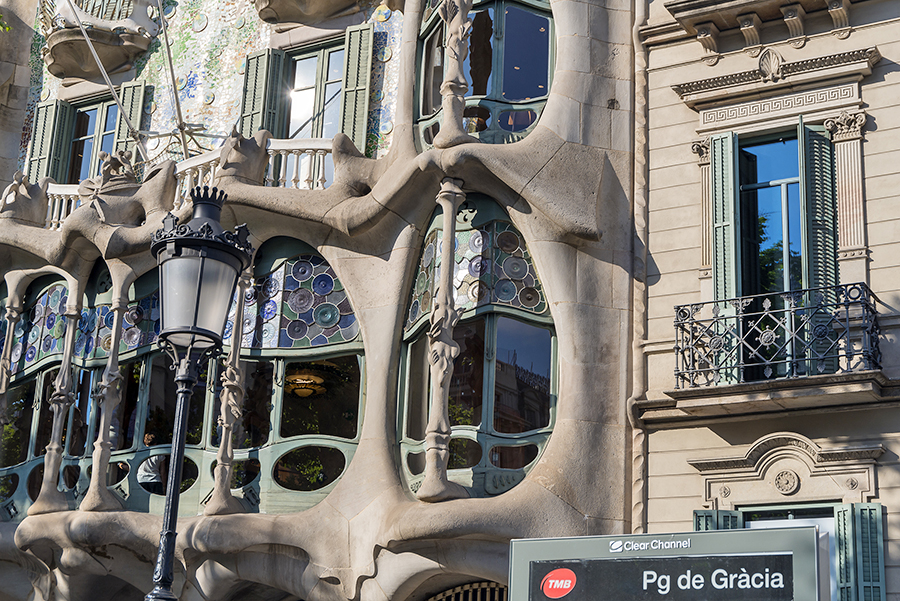 Casa-Batllo--Barcelona-Spain-02